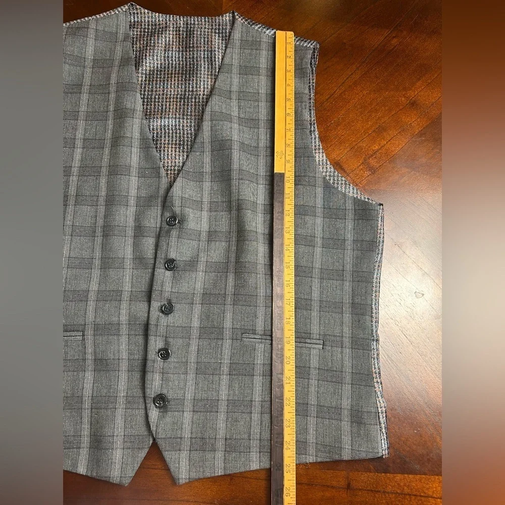 Vercini Classic Gray Checkered Men's Vest size 60